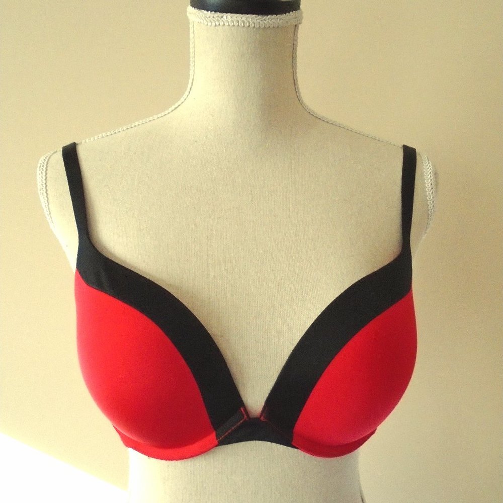 Victoria's Secret Push Up underwire red  34D bra